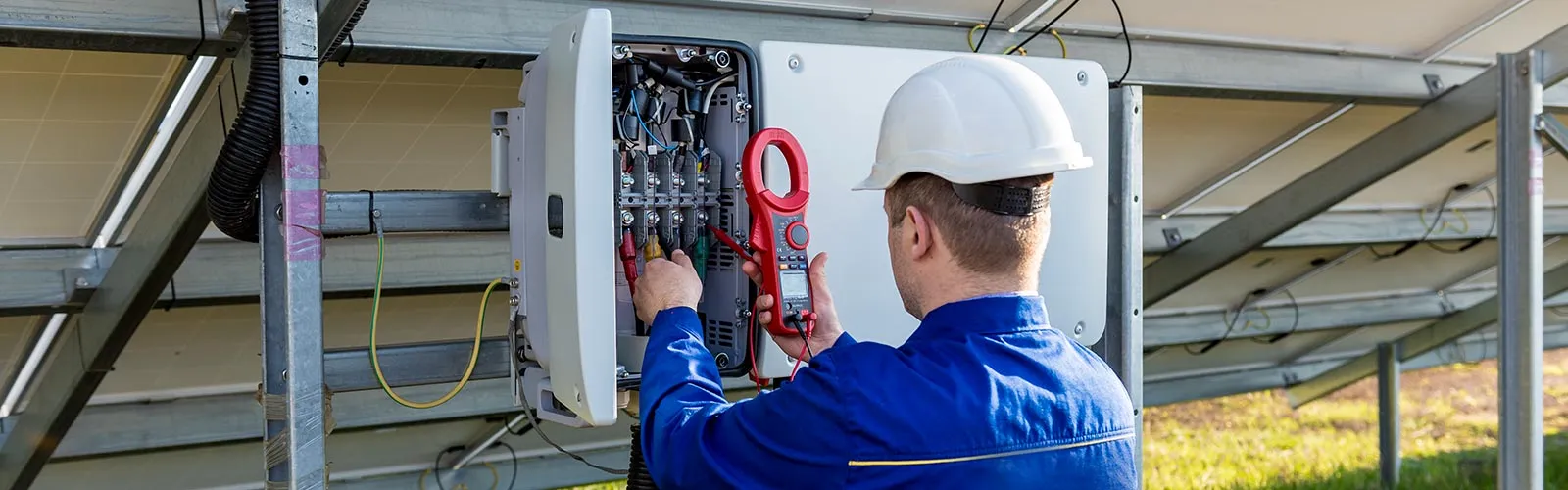 Manutenzione Impianti Fotovoltaici: Proteggere Oggi il Valore del Tuo Investimento
